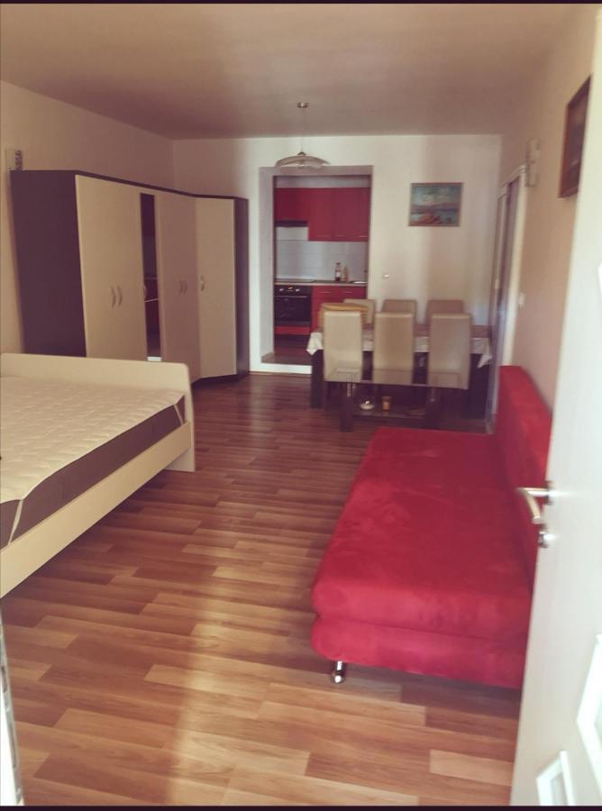 Apartments Andela Makarska Ngoại thất bức ảnh