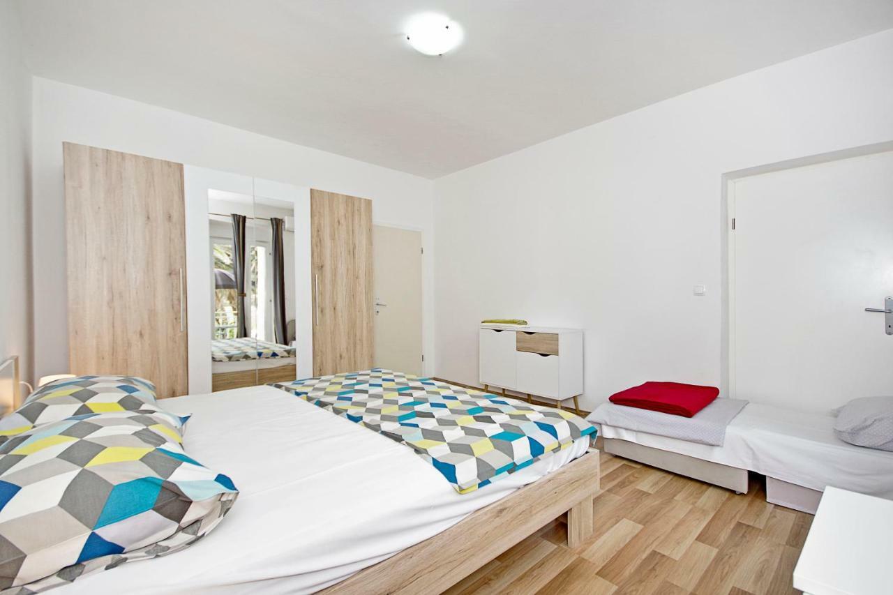 Apartments Andela Makarska Ngoại thất bức ảnh